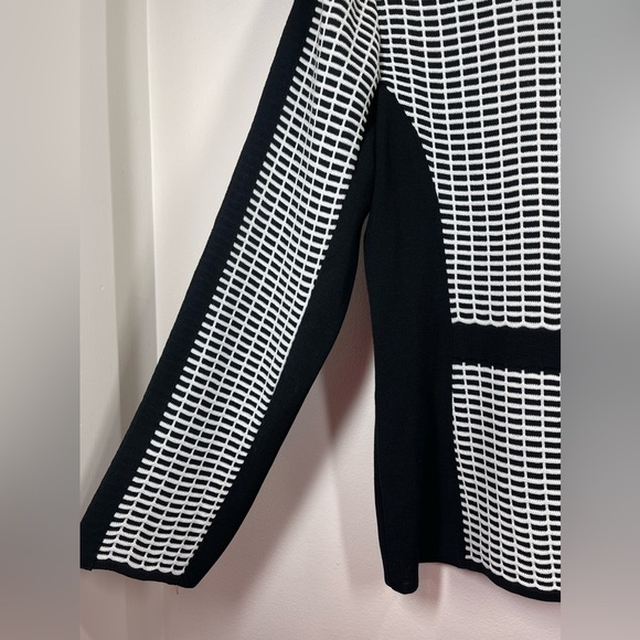 NWOT MING WANG Women’s Black and White Knit Cardigan Size Medium - Picture 6 of 6